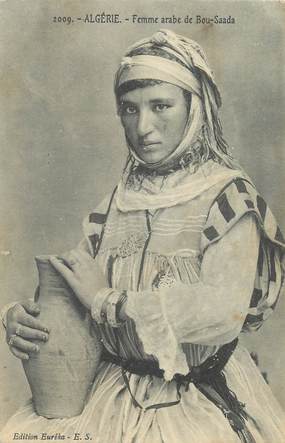 CPA ALGERIE "Femme arabe de Bou Saada"