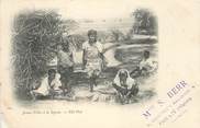 Algerie CPA ALGERIE "Jeune fille à la Séguia"