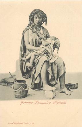 CPA TUNISIE "Femme Kroumire allaitant"