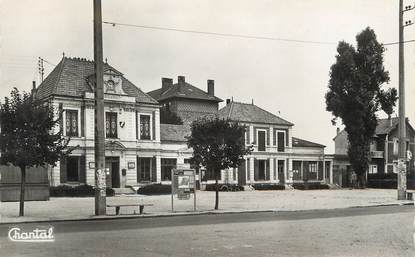 CPSM FRANCE 94 "Viry Chatillon, mairie, écoles"