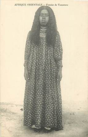 CPA MADAGASCAR "Femme de Tamatave"