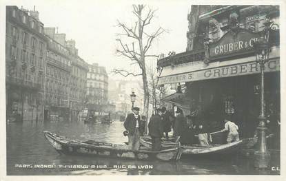 LOT 300 CPA FRANCE 75 "Paris, les Inondations de 1910"