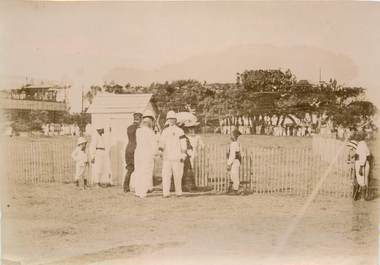 PHOTOGRAPHIE ORIGINALE / MADAGASCAR "Tamatave, courses 1904"