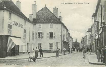 / CPA FRANCE 88 "Neufchateau, rue de France"