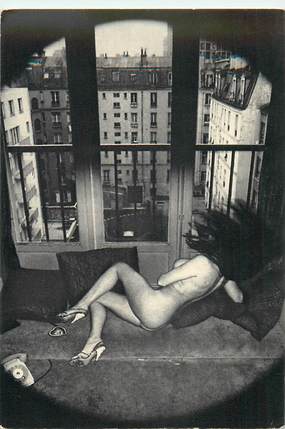 CPSM NU HELMUT NEWTON 1974