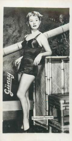CPA / PHOTOGRAPHIE PIN UP / FEMME