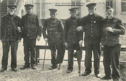 / CPA FRANCE 75007 "Paris, nos braves invalides"