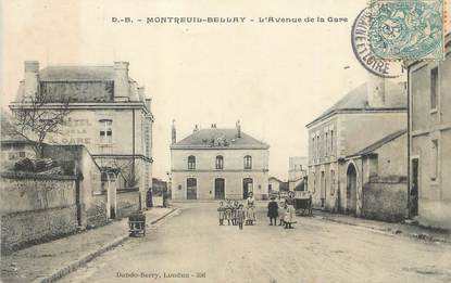 / CPA FRANCE 49 "Montreuil Bellay, l'avenue de la gare"