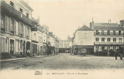 / CPA FRANCE 45 "Montargis, place de la république"