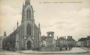 36 Indre / CPA FRANCE 36 "Eguzon, la place, l'église et le monument aux morts"