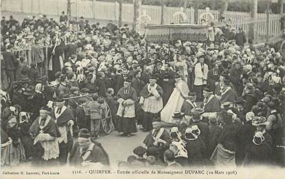 / CPA FRANCE 29 "Quimper, entrée officielle de Monseigneur Duparc"