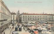 31 Haute Garonne / CPA FRANCE 31 "Toulouse, la place du capitole pendant le marché" / Ed. LABOUCHE 