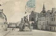 14 Calvado / CPA FRANCE 14 "Falaise, la place de Guillaume le Conquérant"