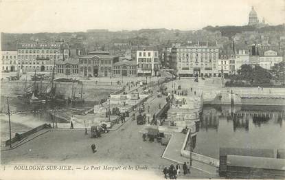 / CPA FRANCE 62 "Boulogne sur Mer, le pont Marguet et les Quais"