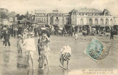 / CPA FRANCE 62 "Boulogne sur Mer, le casino pris de la mer"