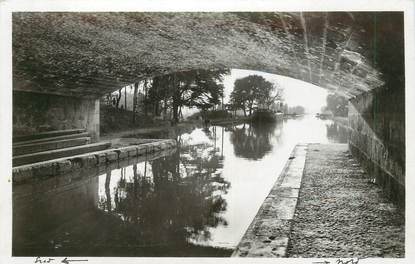 / CPSM FRANCE 47 "Agen, vue sur le pont Canal avec le bateau"