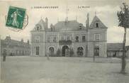 41 Loir Et Cher / CPA FRANCE 41 "Cour Cheverny, la mairie"