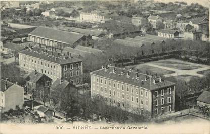 / CPA FRANCE 38 "Vienne, casernes de cavalerie"