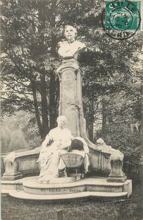 / CPA FRANCE 59 "Lille, statue de Desrousseaux"