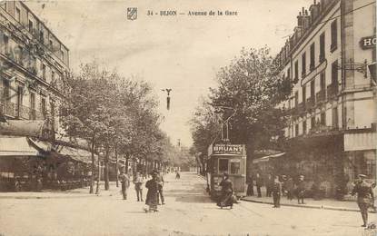 / CPA FRANCE 21 "Dijon, avenue de la gare" / TRAMWAY