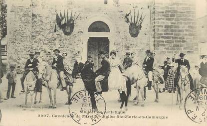 CPA FRANCE 13 "Saintes Maries de la Mer, Procession, cavalcade de Mireille"