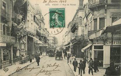 / CPA FRANCE 03 "Vichy, rue de Nîmes "