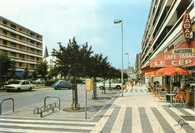 / CPSM FRANCE 78 "Poissy, avenue du Cep"