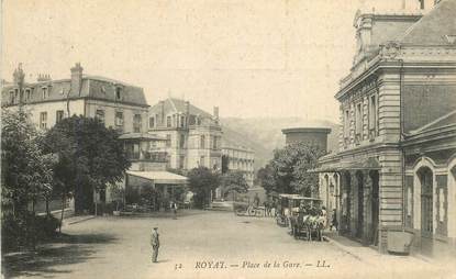 CPA FRANCE 63 "Royat, Place de la Gare"