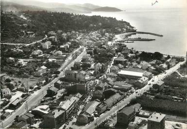 / CPSM FRANCE 83 "Le Lavandou, vue générale aérienne"