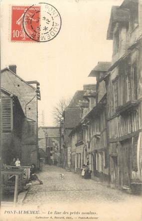 / CPA FRANCE 27 "Pont Audemer, la rue des petits moulins"