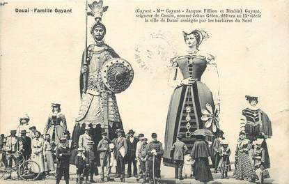 CPA FRANCE 59 "Douai, Carnaval famille Gayant"