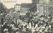 62 Pa De Calai / CPA FRANCE 62 "Boulogne sur Mer, la grande procession"