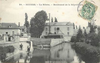 / CPA FRANCE 58 "Nevers, bld de la république"