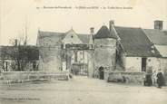 60 Oise / CPA FRANCE 60 "Saint Jean aux Bois, la vieille porte fortifiée"