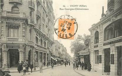 / CPA FRANCE 03 "Vichy, rue Georges Clémenceau" / SG / BANQUE