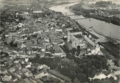 / CPSM FRANCE 33 "La Réole, panorama sur la ville et la Garonne"