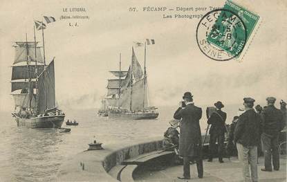 / CPA FRANCE 76 "Fécamp" / PHOTO / TERRE NEUVE / BATEAU