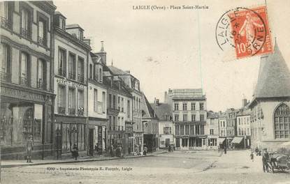 / CPA FRANCE 61 "Laigle, place Saint Martin"