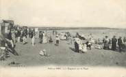 13 Bouch Du Rhone CPA FRANCE 13 "Fos sur Mer, les baigneurs sur la plage"