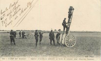 CPA FRANCE 10 "Mailly le Camp, officier d'artillerie utilisant un train de caisson pour observer l'ennemi"