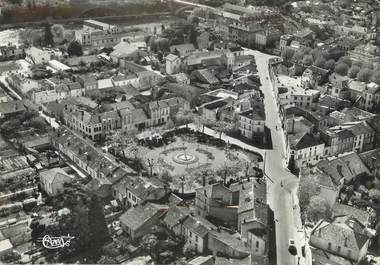 / CPSM FRANCE 47 "Villeneuve sur Lot, vue aérienne du jardin public"