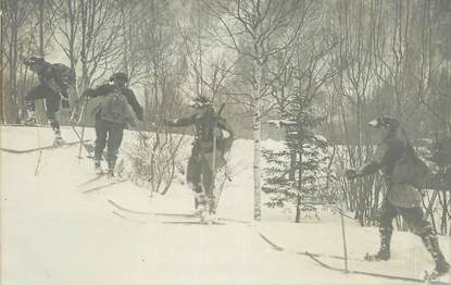  CARTE  PHOTO  CHASSEUR ALPIN A SKI