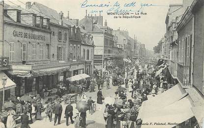 / CPA FRANCE 03 "Montluçon, la rue de la République" / CAFE / COMMERCE