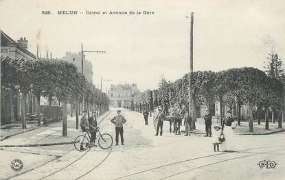 / CPA FRANCE 77 "Melun, octroi et av de la gare"