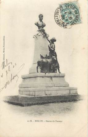 / CPA FRANCE 77 "Melun, statue de pasteur"