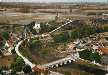 / CPSM FRANCE 89 "Guillon, vue aérienne du pont sur le Serein"