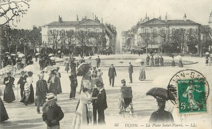 / CPA FRANCE 21 "Dijon, la place Saint Pierre"