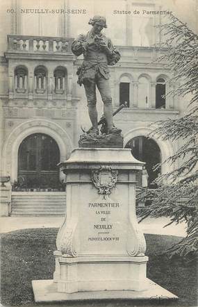 CPA FRANCE 92 "Neuilly sur Seine, Statue de Parmentier" / STATUE