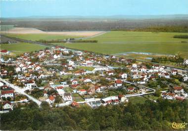 / CPSM FRANCE 77 "Roissy en Brie, vue générale aérienne"