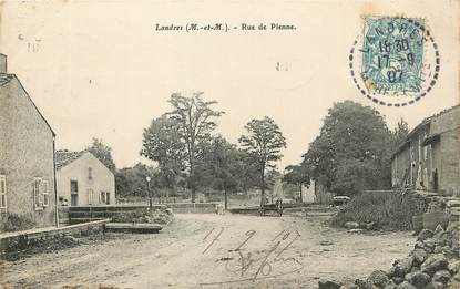 / CPA FRANCE 54 "Landres, rue de Pienne"